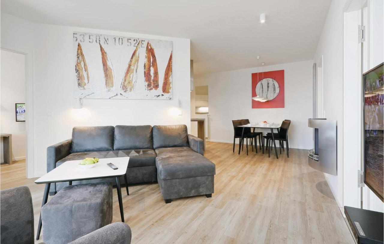 Nice Apartment In Luebeck Travemuende With Kitchen Екстериор снимка